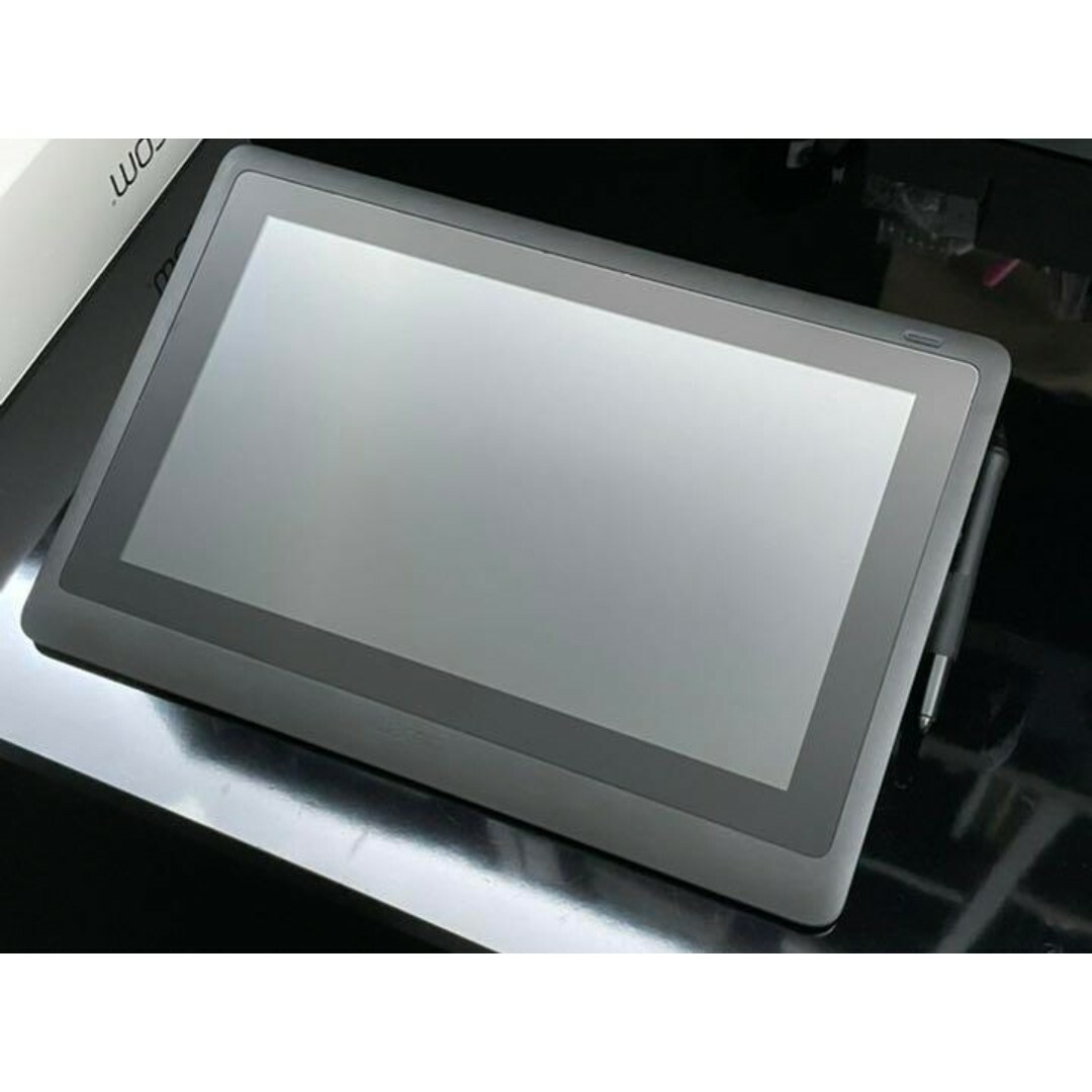 液タブ Wacom Cintiq 16 DTK1660K0D-