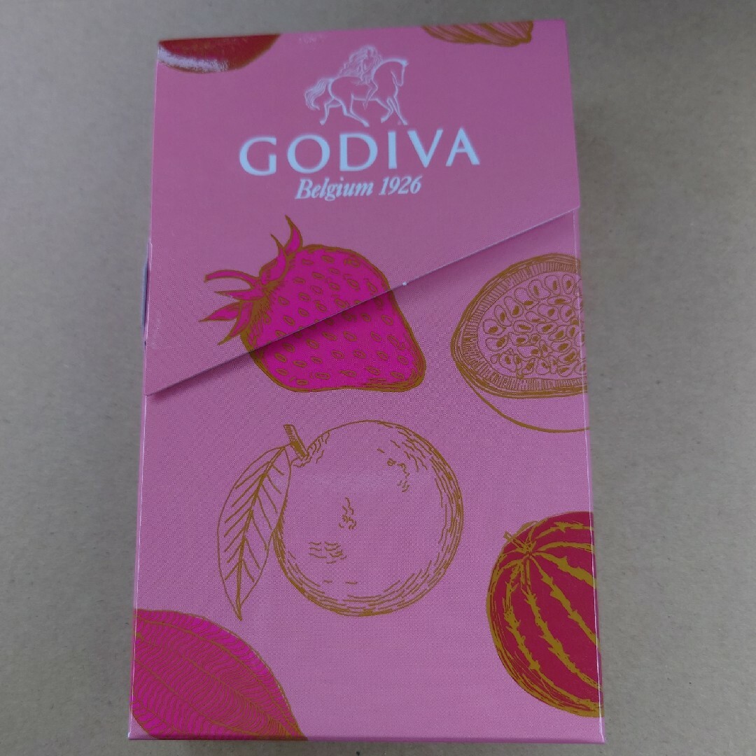 GODIVA - いちごばたけ様専用 ゴディバ クリスピーショコラ7粒入りの