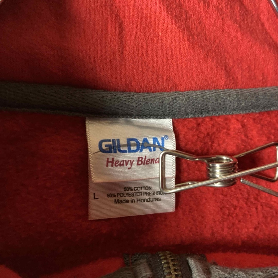 GILDAN(ギルタン)の【グッドレギュラー】ハーフジップ　刺繍ロゴ　ビッグシルエットスウェットトレーナー メンズのトップス(スウェット)の商品写真