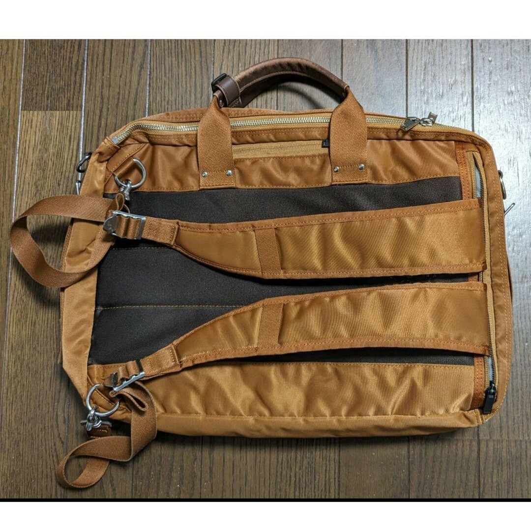 PORTER(ポーター)のポーター PORTER 吉田カバン リフト 3WAYバッグ ブロンズカラー メンズのバッグ(ビジネスバッグ)の商品写真