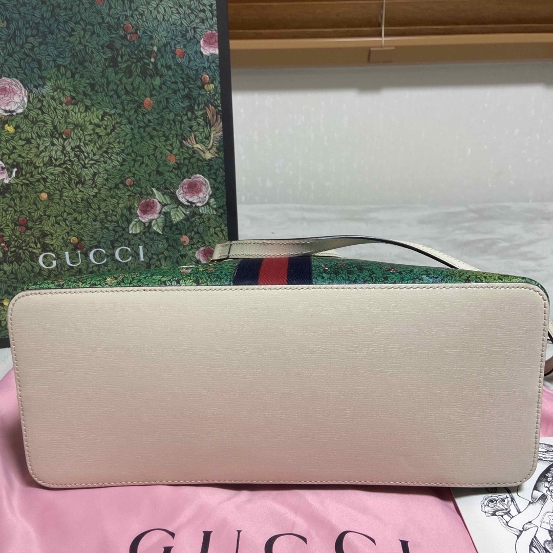 Gucci(グッチ)の【お値下げ】GUCCIヒグチユウコ 日本限定ハンドバッグ    レディースのバッグ(ハンドバッグ)の商品写真