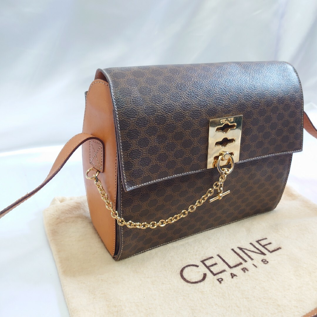 celine(セリーヌ)の美品 CELINE マカダム柄 ショルダーバッグ レディースのバッグ(ショルダーバッグ)の商品写真