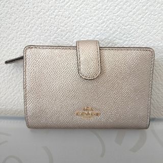 コーチ(COACH)のコーチ　二つ折り財布　ゴールド(財布)