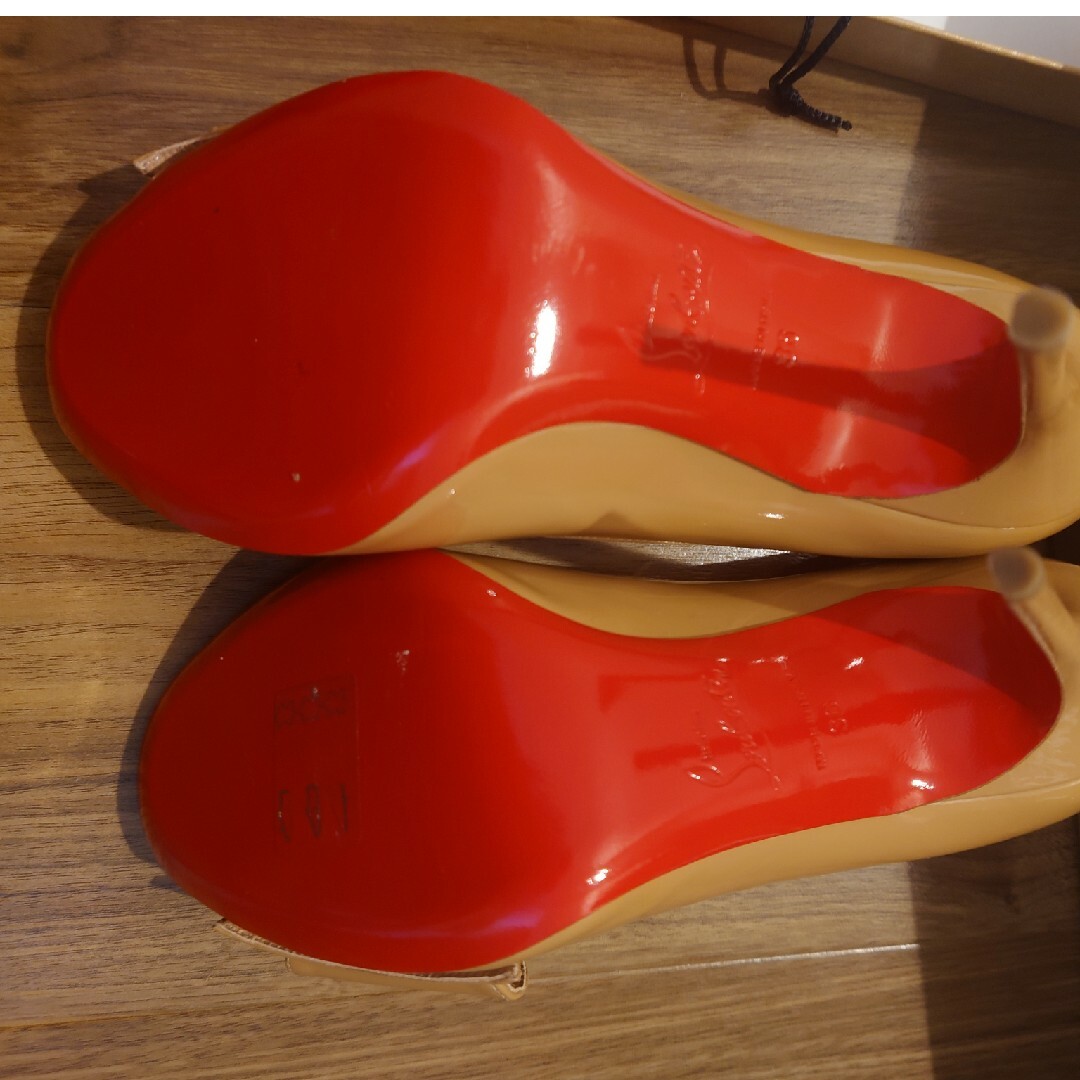Christian Louboutin(クリスチャンルブタン)のルブタン　リボン レディースの靴/シューズ(ハイヒール/パンプス)の商品写真