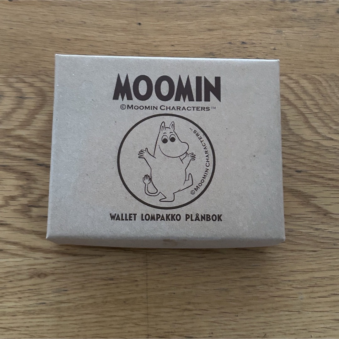 MOOMIN(ムーミン)のMOOMIN ムーミン 折りたたみ財布　未使用品 レディースのファッション小物(財布)の商品写真