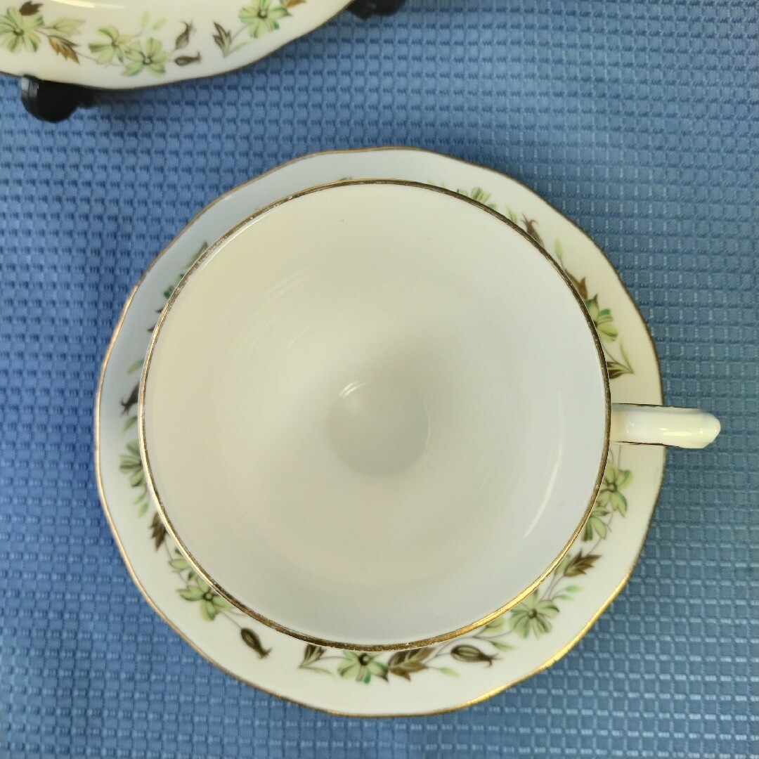 WEDGWOOD(ウェッジウッド)の英国製 COLCLOUGH コルクラフ SEDGLEY ティートリオ インテリア/住まい/日用品のキッチン/食器(食器)の商品写真