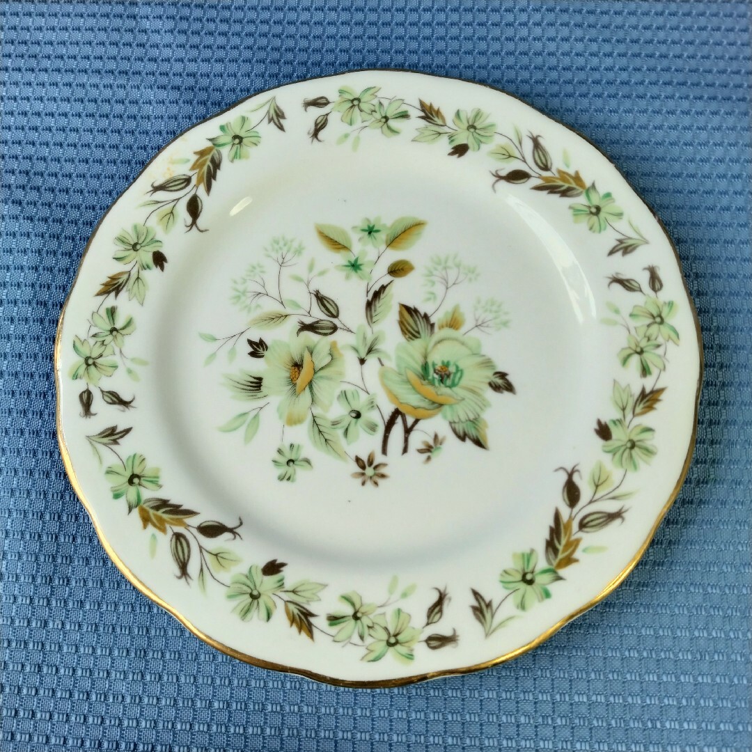 WEDGWOOD(ウェッジウッド)の英国製 COLCLOUGH コルクラフ SEDGLEY ティートリオ インテリア/住まい/日用品のキッチン/食器(食器)の商品写真