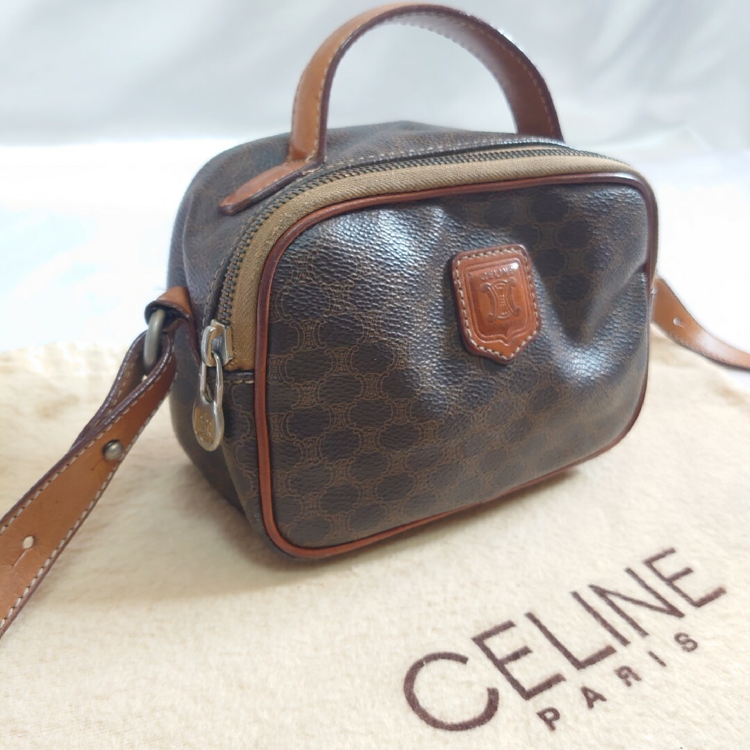 美品 CELINE マカダム柄 ショルダーバッグ ポーチ サコッシュバッグ