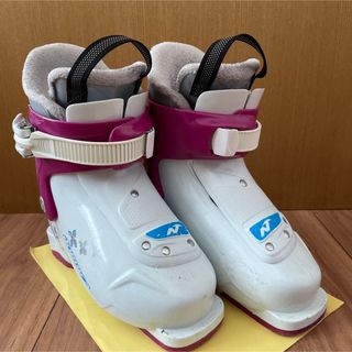 ノルディカ　スキーブーツ　18-19.5センチ(ブーツ)