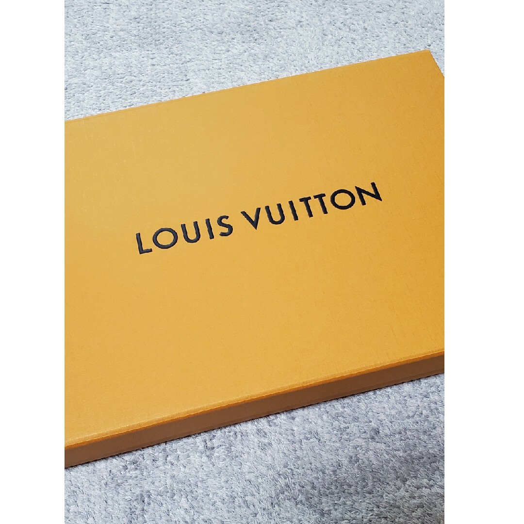 LOUIS VUITTON(ルイヴィトン)のルイヴィトン確実正規品新品未使用人気完売カシミヤマフラー レディースのファッション小物(マフラー/ショール)の商品写真