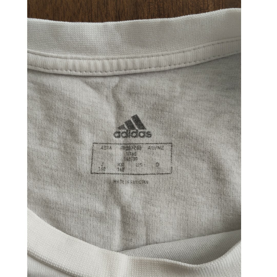 adidas(アディダス)の【adidas】半袖Tシャツ☆160 キッズ/ベビー/マタニティのキッズ服男の子用(90cm~)(Tシャツ/カットソー)の商品写真