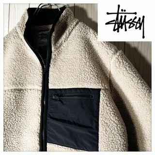 ステューシー(STUSSY)の【極美品 海外限定 L】ステューシー 刺繍 ボア フリース シェルパ ジャケット(ブルゾン)