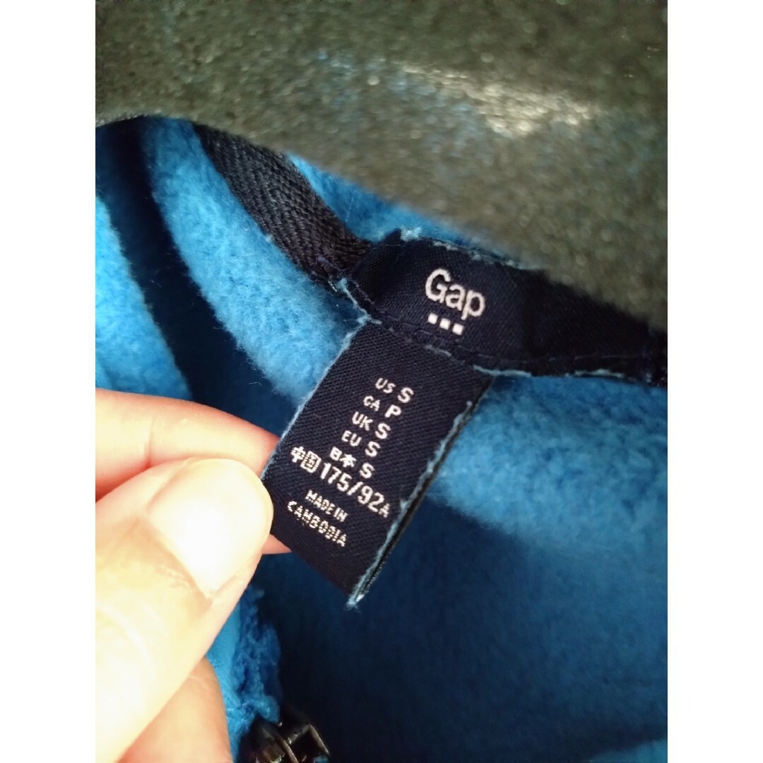 GAP - かなり美品 GAP ギャップ ジップパーカー 青 パーカー 裏 GAP - かなり美品 GAP ギャップ ジップパーカー 青 パーカー 裏