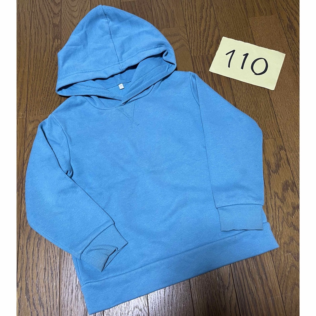 GU パーカー　水色　110 キッズ/ベビー/マタニティのキッズ服男の子用(90cm~)(Tシャツ/カットソー)の商品写真