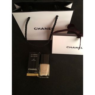 シャネル(CHANEL)の新品　限定　シャネル　CHANEL ネイル　167 ホワイトシルク　紙袋　(マニキュア)