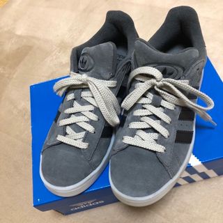 アディダス(adidas)のadidas campus スニーカー　グレー　24.5cm(スニーカー)