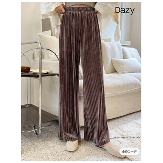 シーイン(SHEIN)のDAZY ハイウェスト ベルベット ワイドレッグパンツ(カジュアルパンツ)