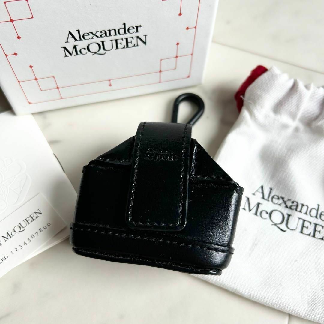 未使用 Alexander McQueen AirPods proケース レザースマホ/家電/カメラ