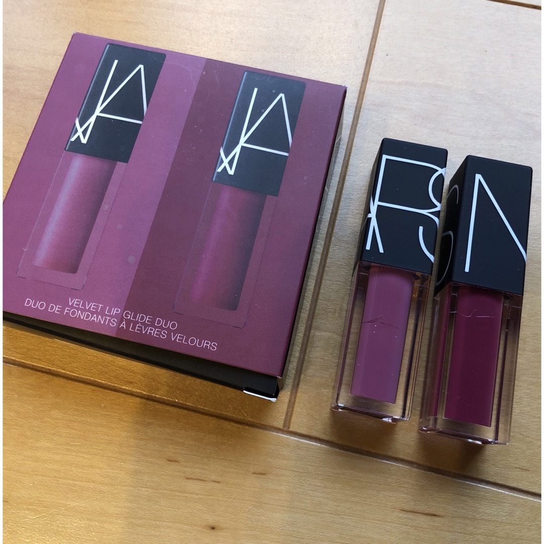 NARS(ナーズ)のベルベットリップグライド★ナーズ コスメ/美容のベースメイク/化粧品(リップグロス)の商品写真