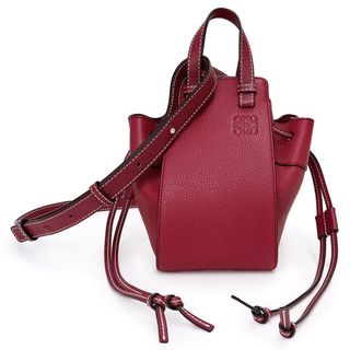 ロエベ(LOEWE)のロエベ ハンモック ドローストリング ミニ 2WAY ショルダー ハンドバッグ 斜め掛け ソフトグレインカーフ レザー ボルドー ワインレッド 赤 シルバー金具 314.12.V07 LOEWE（新品・未使用品）(ショルダーバッグ)