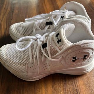 アンダーアーマー(UNDER ARMOUR)のUNDER ARMOUR(スニーカー)