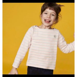 プチバトー(PETIT BATEAU)のマリニエール　4歳104センチ　ピンク　シルバー(Tシャツ/カットソー)