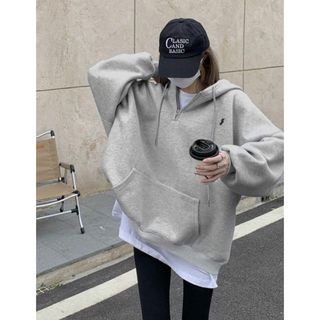 シーイン(SHEIN)のグレーパーカー(パーカー)