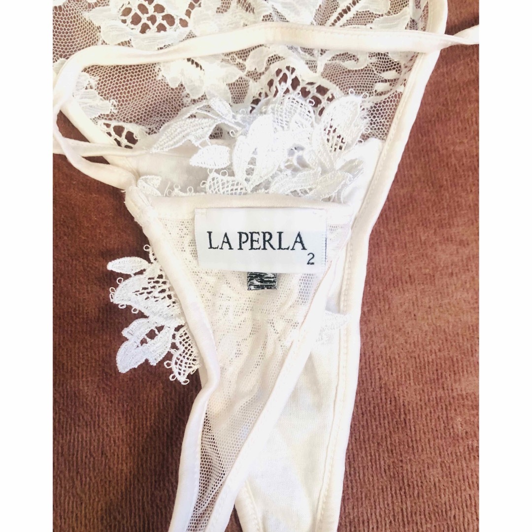 LA PERLA(ラペルラ)の新品・未使用 LA PERLA ランジェリーセット   レディースの下着/アンダーウェア(ブラ&ショーツセット)の商品写真