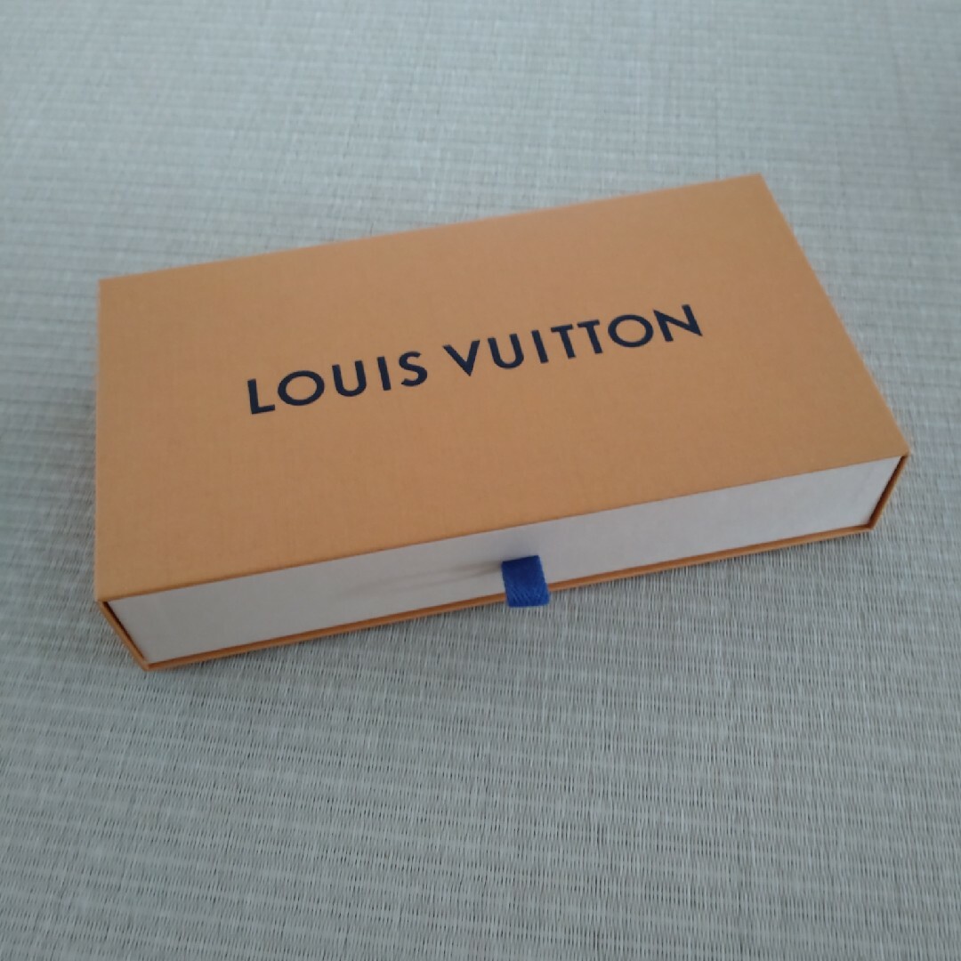 LOUIS VUITTON(ルイヴィトン)のルイヴィトン 箱 保存袋セット インテリア/住まい/日用品のインテリア小物(小物入れ)の商品写真