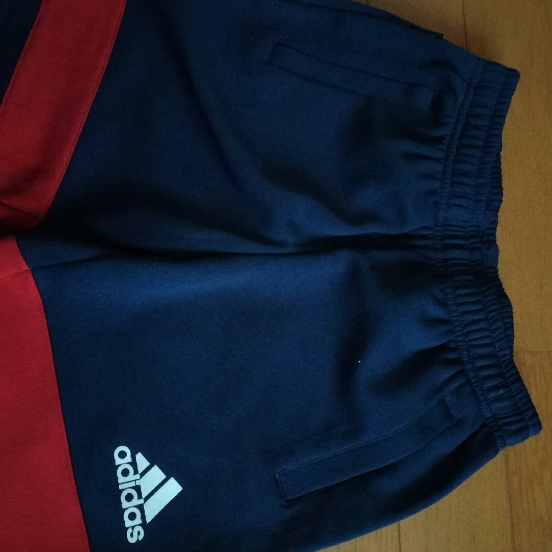 adidas(アディダス)の120ジャージセット キッズ/ベビー/マタニティのキッズ服男の子用(90cm~)(その他)の商品写真