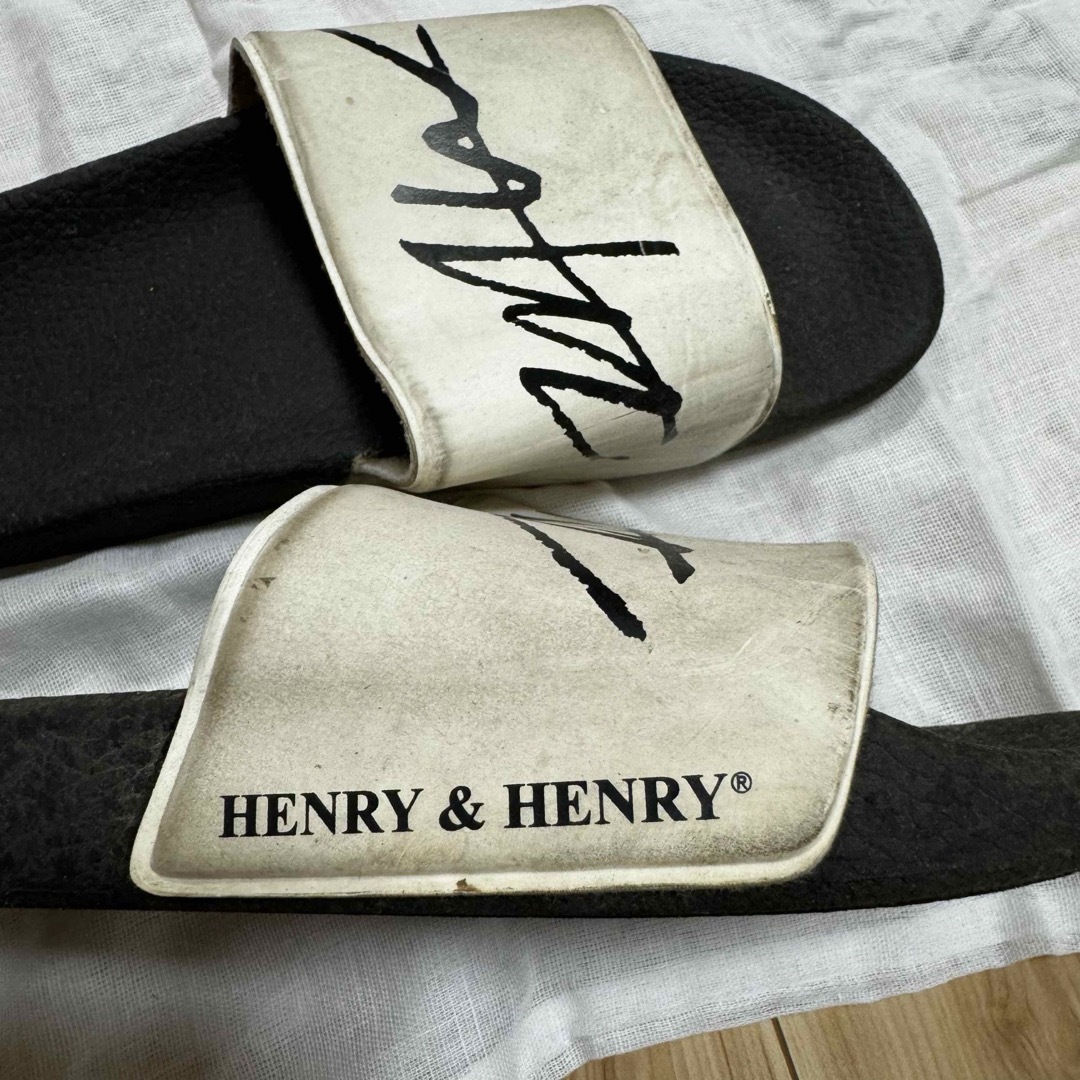 HENRY&HENRY(ヘンリーアンドヘンリー)の【完売品激レア】wtw HENRY&HENRYシャワーサンダル レディースの靴/シューズ(サンダル)の商品写真