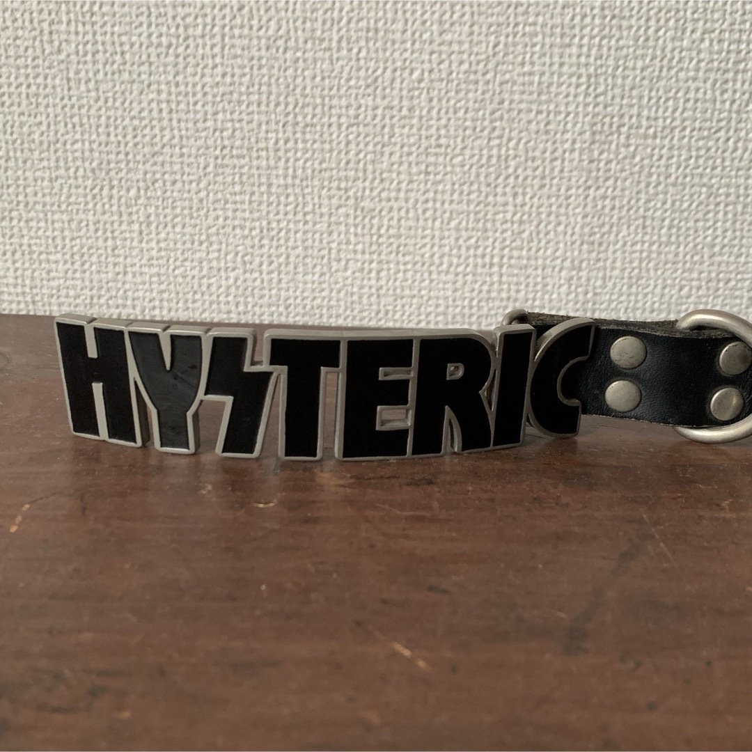 HYSTERIC GLAMOUR(ヒステリックグラマー)のHYSTERIC GLAMOUR レザーベルト ロゴバックル メンズのファッション小物(ベルト)の商品写真