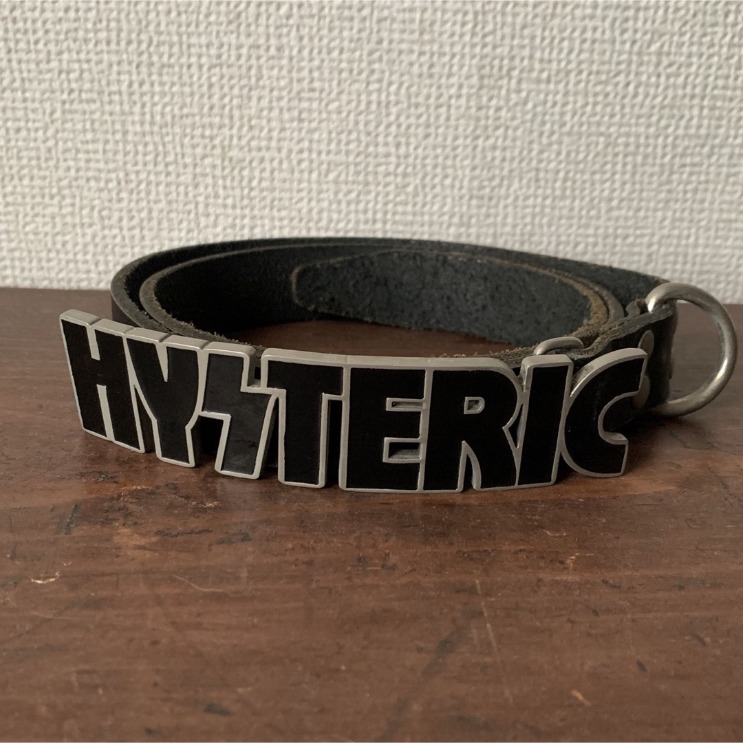 HYSTERIC GLAMOUR(ヒステリックグラマー)のHYSTERIC GLAMOUR レザーベルト ロゴバックル メンズのファッション小物(ベルト)の商品写真