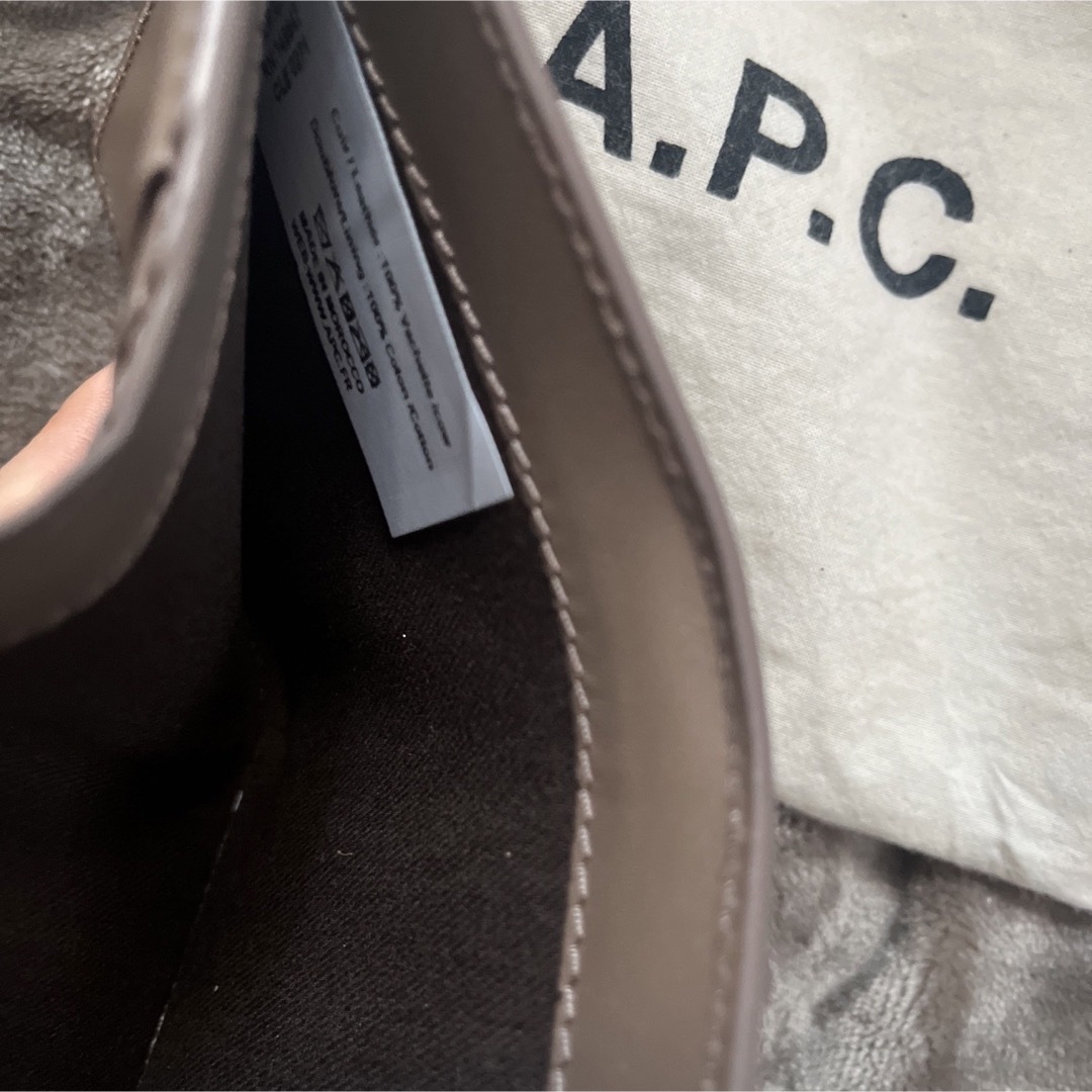 A.P.C(アーペーセー)のA.P.C コンパクトウォレット レディースのファッション小物(財布)の商品写真