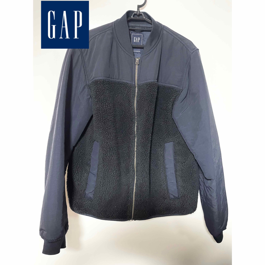 GAP(ギャップ)のGAP ギャップ　フリースジャケット　ネイビー メンズのジャケット/アウター(ブルゾン)の商品写真