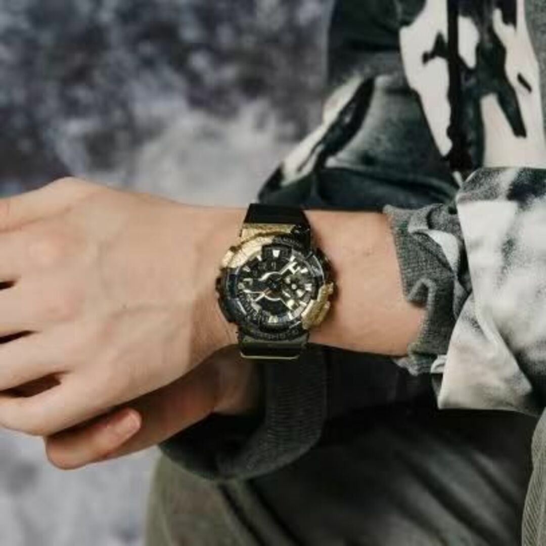 G-SHOCK(ジーショック)の【新品/限定】CASIO　G-SHOCK　GM-114GEM-1A9JR メンズの時計(腕時計(アナログ))の商品写真