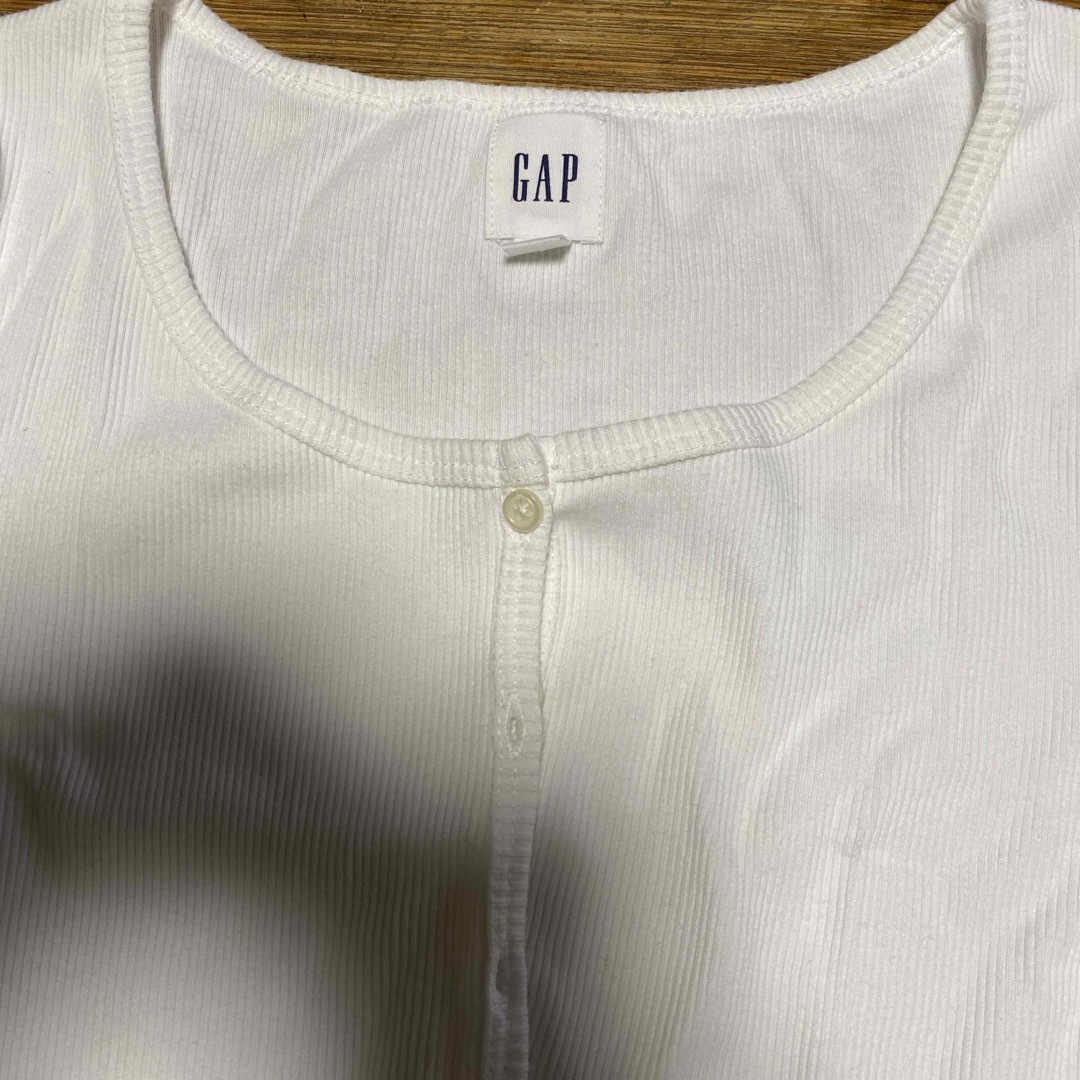 GAP(ギャップ)のGAPの半袖　カーデガン レディースのトップス(カーディガン)の商品写真