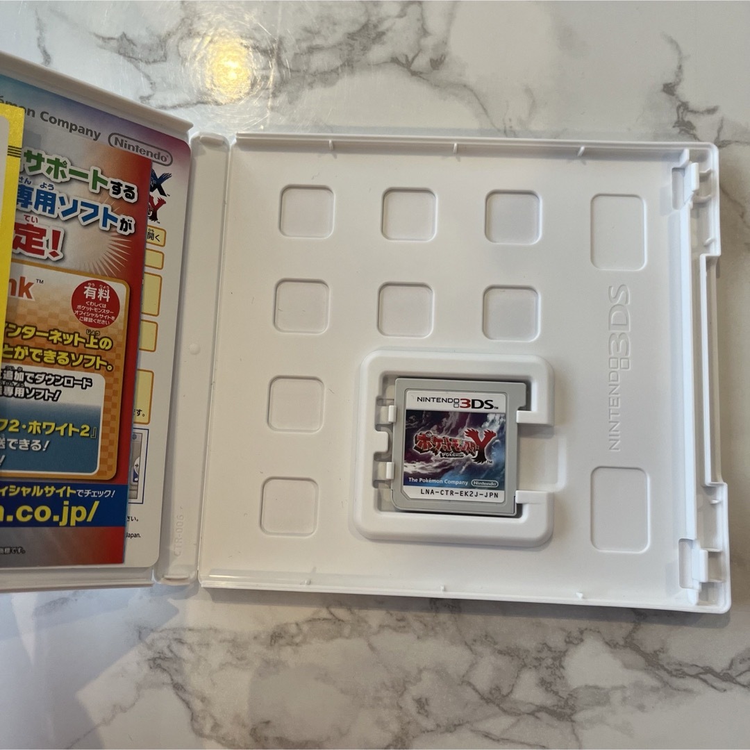 ニンテンドー3DS(ニンテンドー3DS)のポケットモンスター Y エンタメ/ホビーのゲームソフト/ゲーム機本体(携帯用ゲームソフト)の商品写真