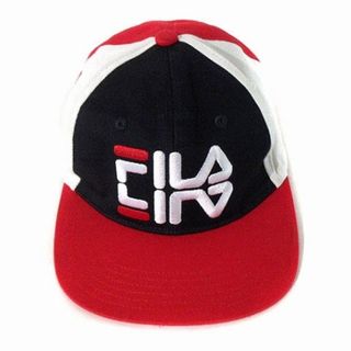 フィラ(FILA)のフィラ 帽子 ベースボールキャップ トリコロール ビッグロゴ 赤 白 紺(キャップ)