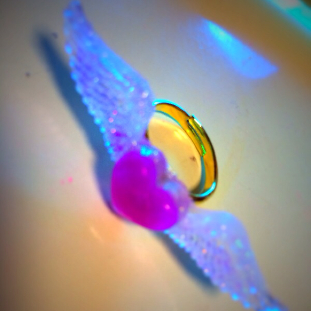 ハート 翼つきリング レディースのアクセサリー(リング(指輪))の商品写真