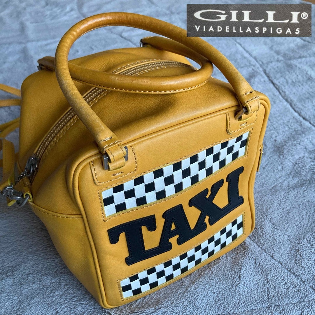 GILLI ジリ　ハンドバッグ　キューブバッグ　 NY TAXI イエローキャブファスナー開閉式内側