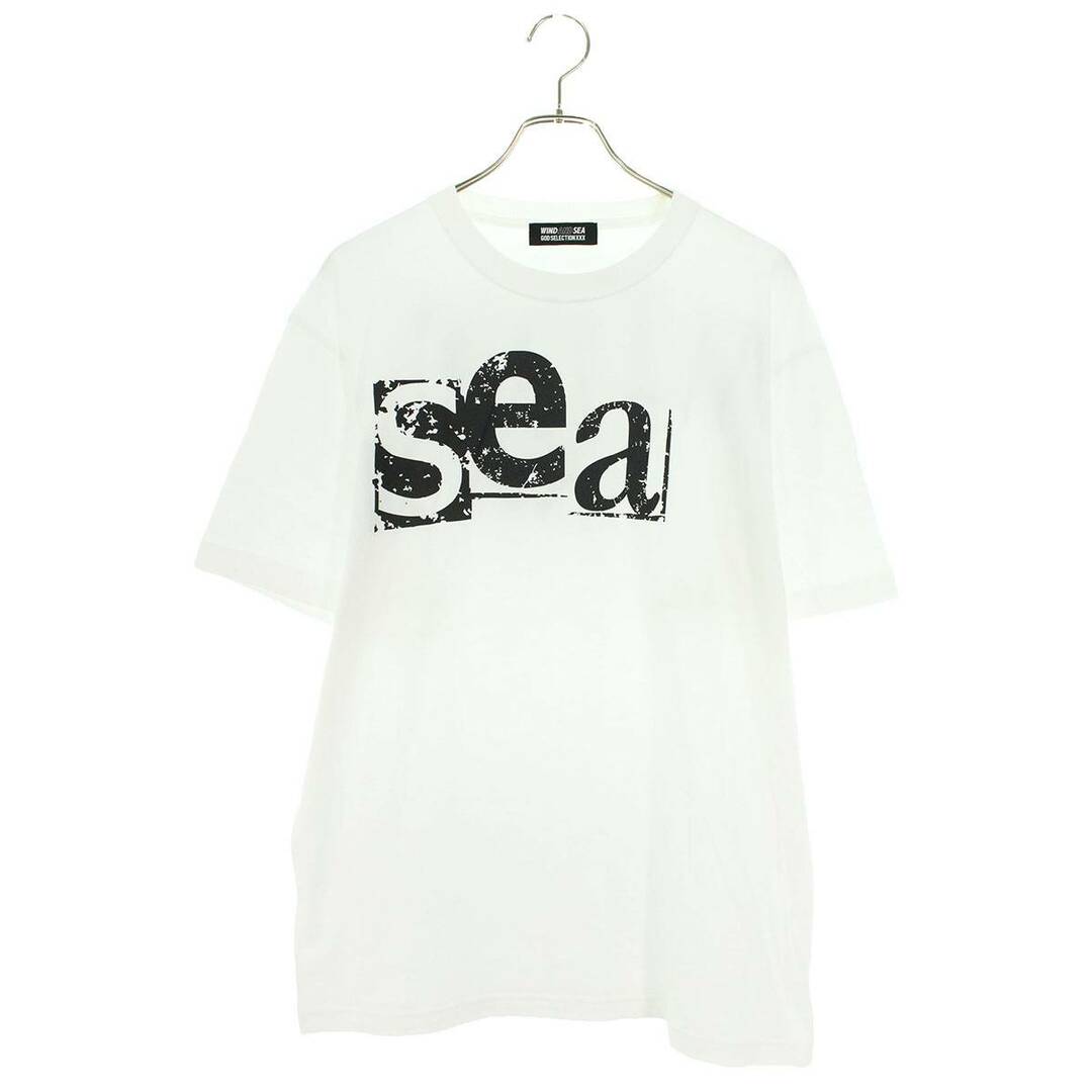 GOD SELECTION XXX(ゴッドセレクショントリプルエックス)のゴッドセレクショントリプルエックス ×ウィンダンシー WIND AND SEA ロゴプリントTシャツ メンズ L メンズのトップス(Tシャツ/カットソー(半袖/袖なし))の商品写真