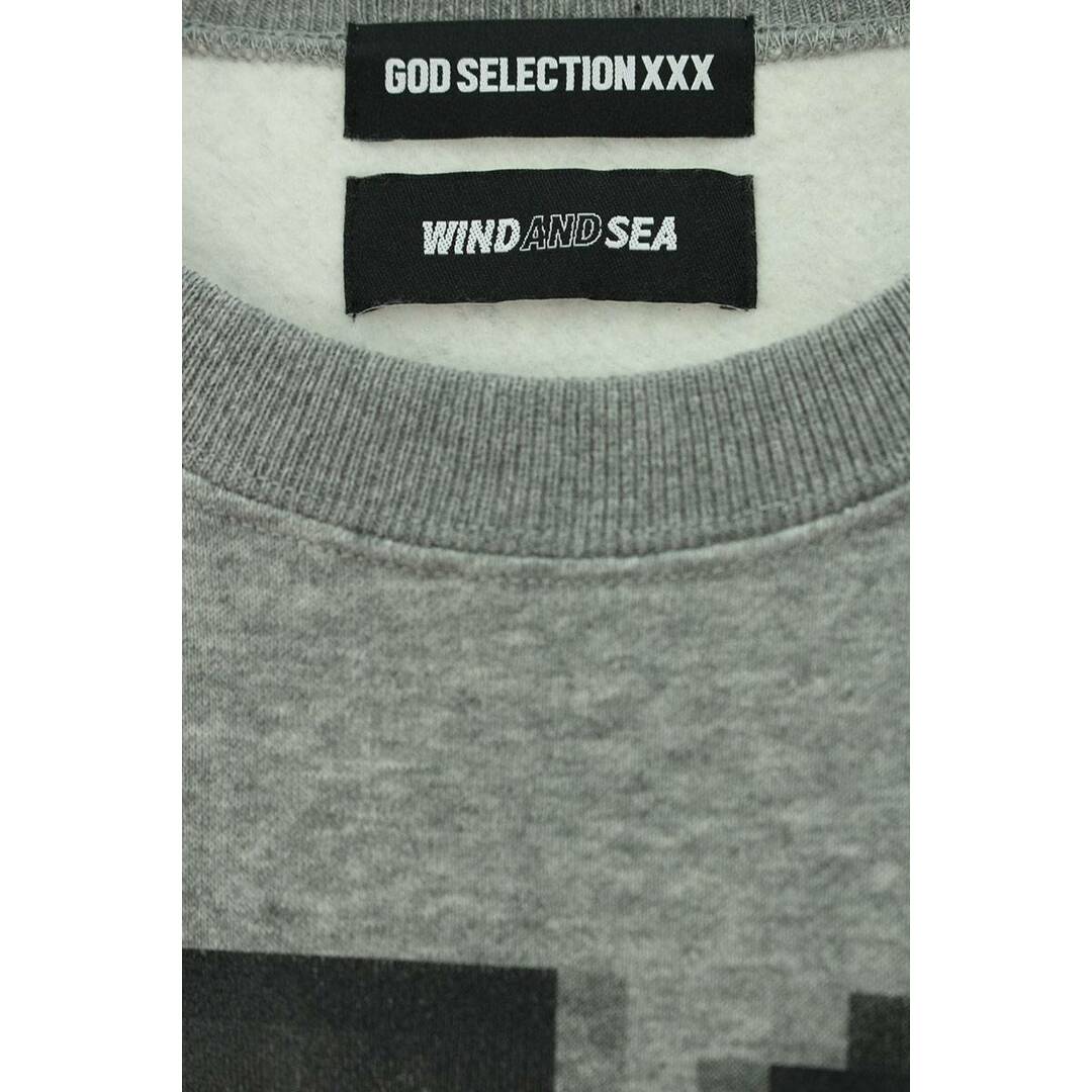 GOD SELECTION XXX(ゴッドセレクショントリプルエックス)のゴッドセレクショントリプルエックス ×ウィンダンシー WIND AND SEA ロゴプリントスウェット メンズ L メンズのトップス(スウェット)の商品写真