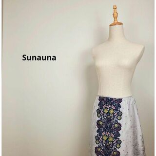 Sunaunaレディース38サイズグレー花柄膝丈フレアスカート(ひざ丈スカート)
