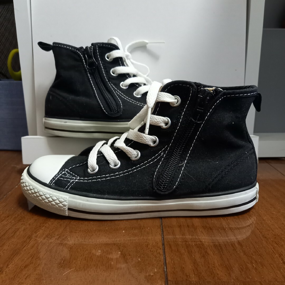 CONVERSE(コンバース)の20cm CONVERSE コンバース ハイカット キッズ/ベビー/マタニティのキッズ靴/シューズ(15cm~)(スニーカー)の商品写真