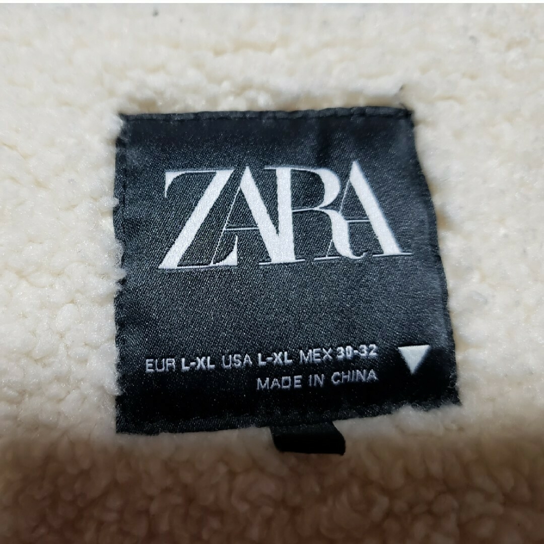 ZARA(ザラ)のZARA コーデュロイ×内側ボアジャケットコート  ブルーLコート ジャケット レディースのジャケット/アウター(ブルゾン)の商品写真