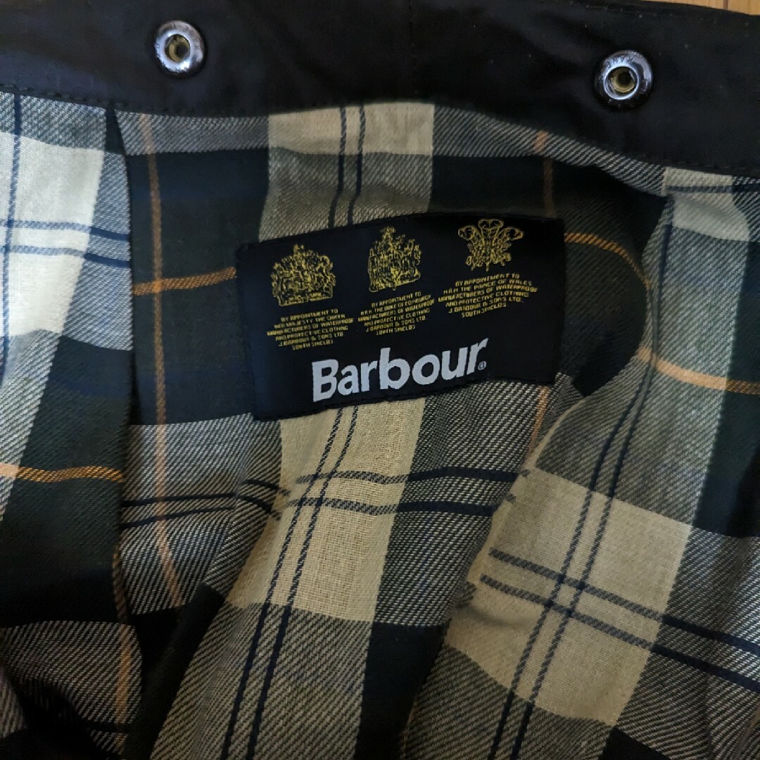 Barbour(バーブァー)のバブアー　別売り　フード　セージ メンズのジャケット/アウター(ブルゾン)の商品写真