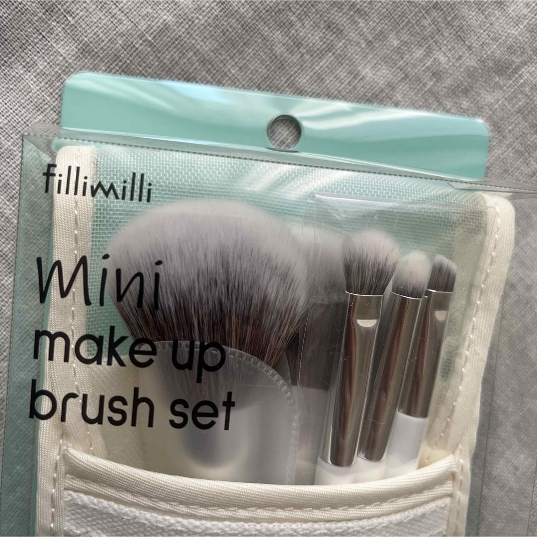 FilliMilli ミニメイクブラシセット(5種類) コスメ/美容のメイク道具/ケアグッズ(ブラシ・チップ)の商品写真