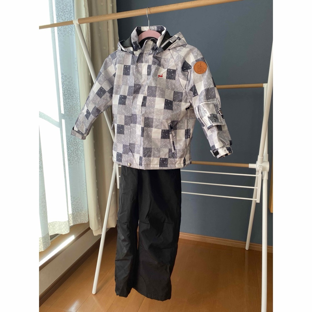 スキーウェア上下(130cm) キッズ/ベビー/マタニティのキッズ服男の子用(90cm~)(その他)の商品写真