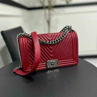 シャネル(CHANEL)の美品 シャネル ラムスキン ボーイシャネル チェーンショルダーバッグ レッド(ショルダーバッグ)